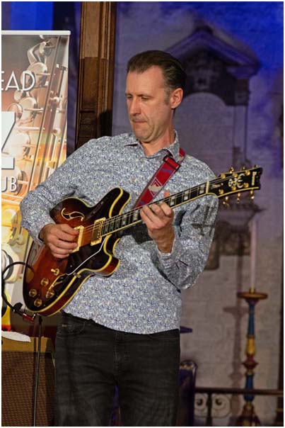 Fiddler_Stuart_101131.jpg