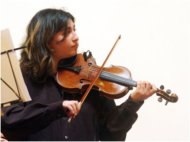 Sarici_Ezo_90610.jpg